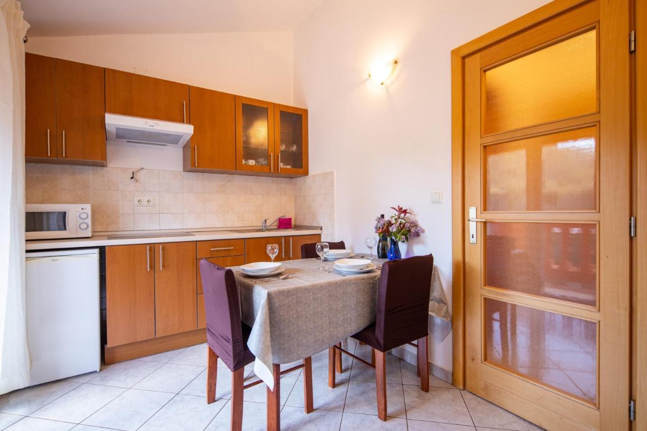 Apartment Pasman 8274A Exterior photo
